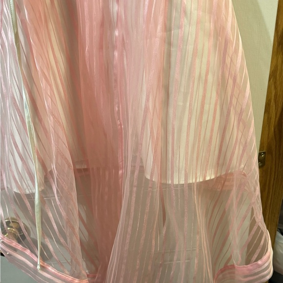 Girls formal dress - Picture 9 of 10